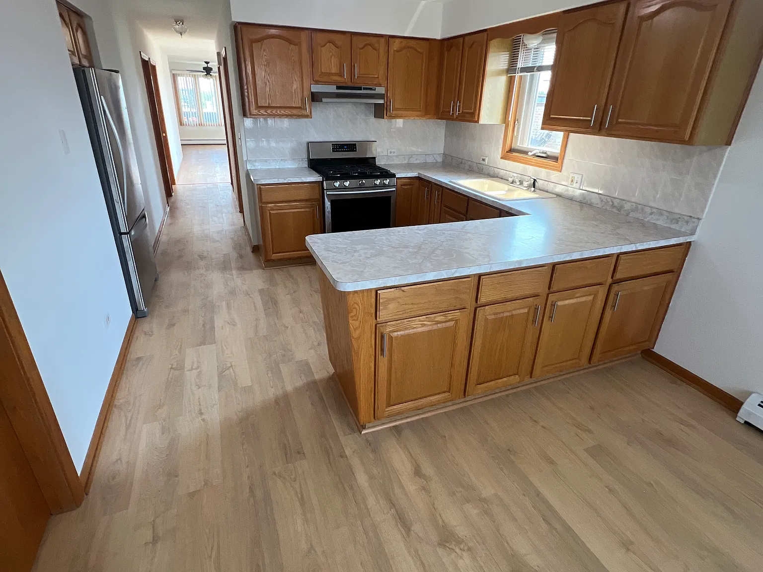3 bed, 1500 sqft, $1,849 — Photo 3