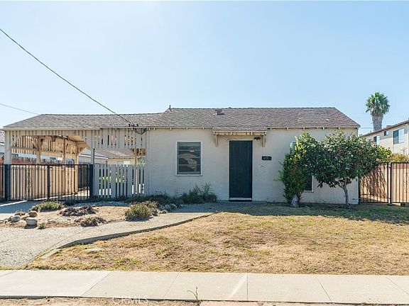 2nd image of 16023 S Manhattan Pl