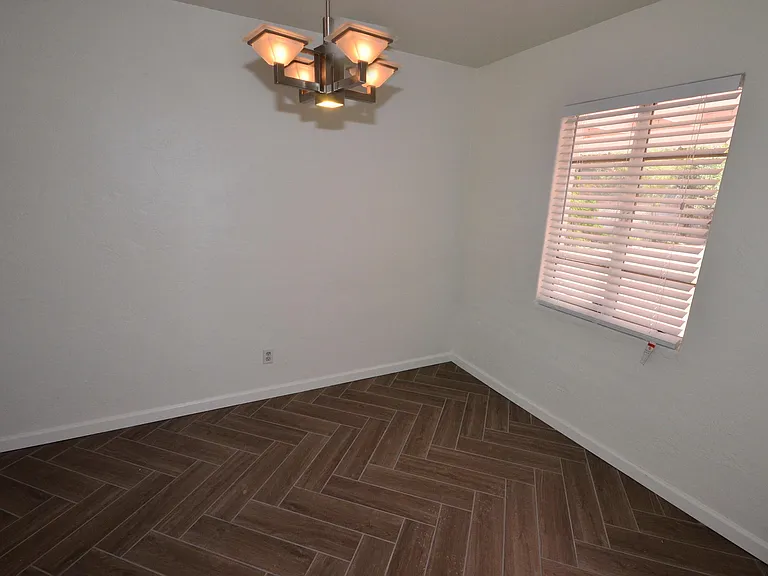 3002 E Copper St — Photo 7