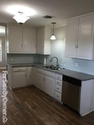 1st image of 211 E Martial Ave