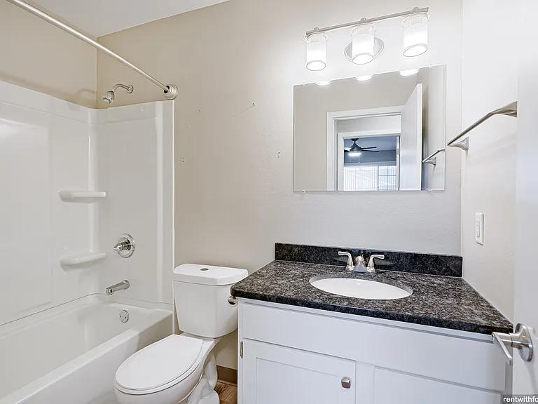 The Northshore — Photo 10
