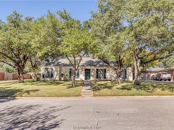 2nd image of 3503 Tanglewood Dr