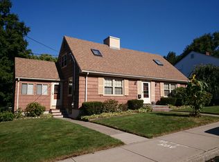 50 Robin St, West Roxbury, MA 02132