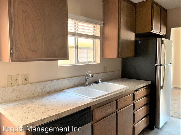 2nd image of 819 Lido Ct #1