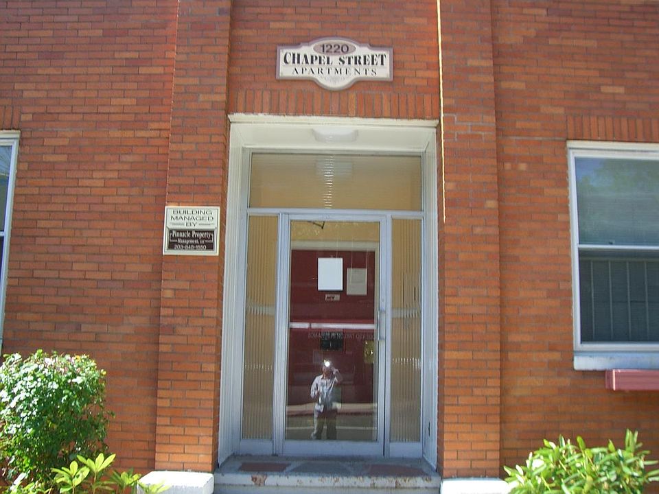 2nd image of 1220 Chapel St APT 2