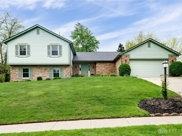 3889 Eagle Point Dr, Dayton, OH 45430