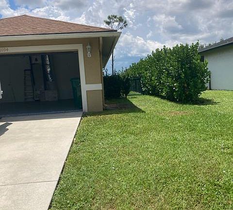 2nd image of 1094 Grove Dr