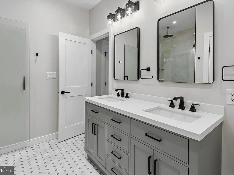 3929 Fulton St NW #A — Photo 25