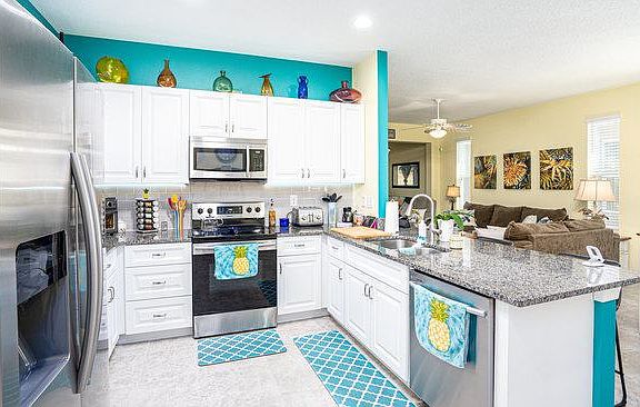 5th image of 26951 White Plains Way