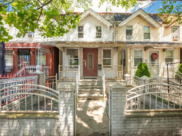 11205 103rd Avenue, Richmond Hill, NY 11419
