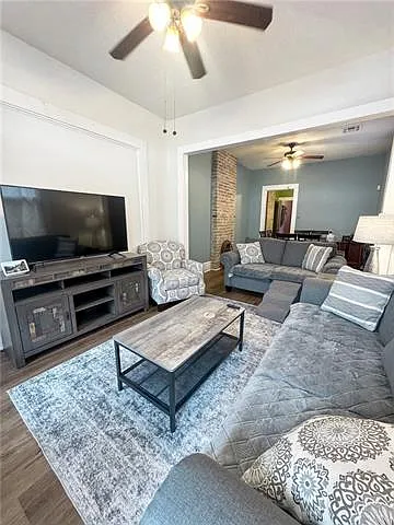 1329 Gallier St — Photo 3