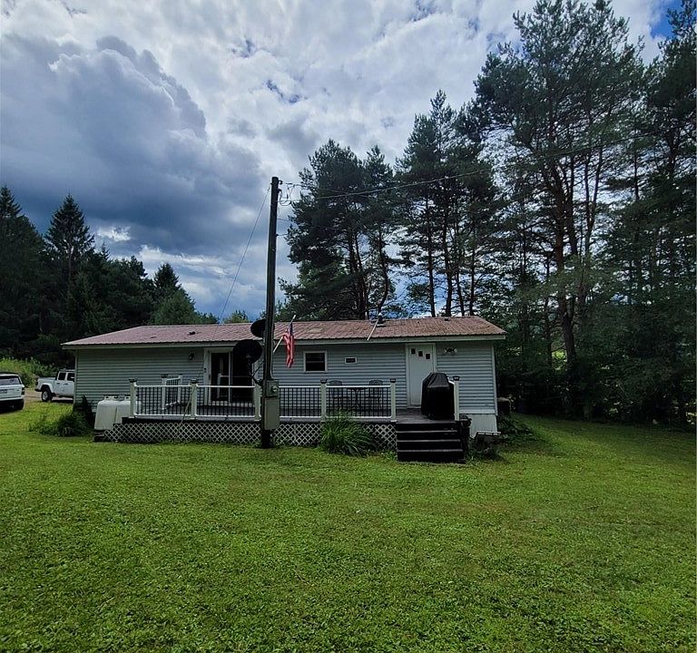 1st image of 144 Hopkins Crandall Rd