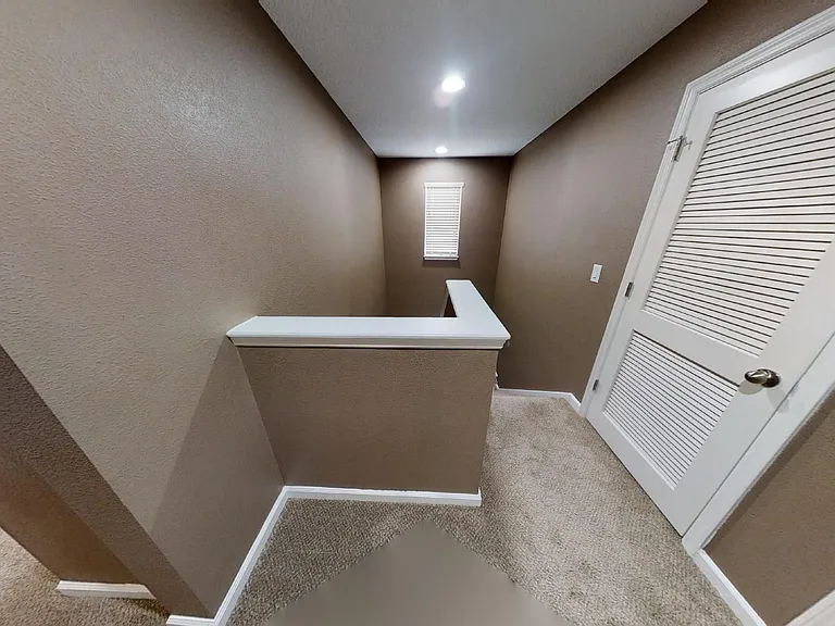 15695 Lexington Park Blvd — Photo 22