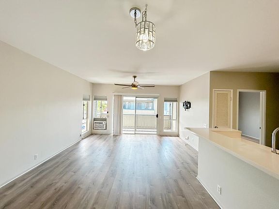 4th image of 91-269 Hanapouli Cir APT 15I