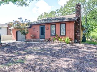 133 Mello Ln, Toms River, NJ 08753