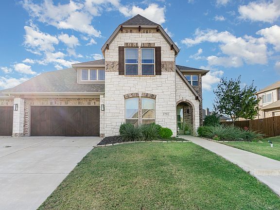 3rd image of 1731 Upland Rd