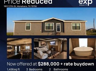 182 E 27th St, Monahans, TX 79756