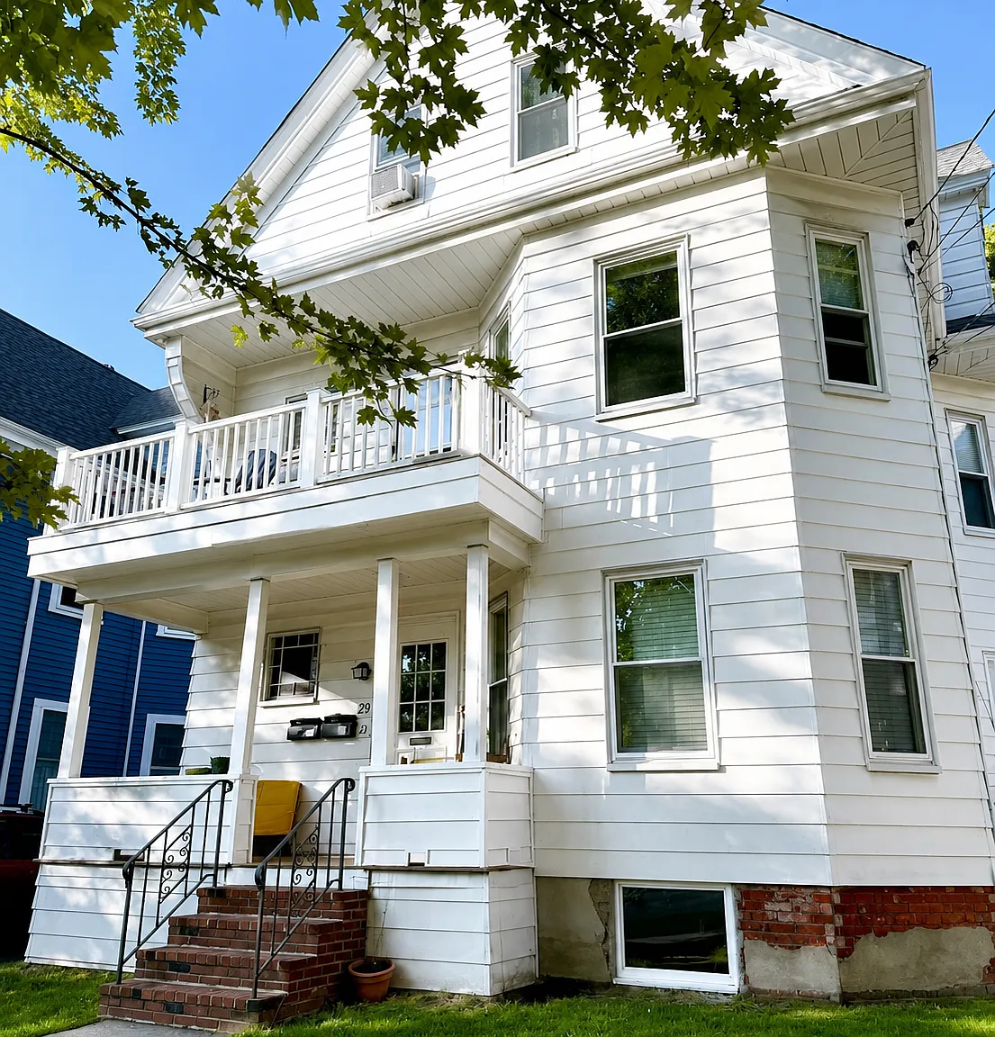 4 bed, 1.5 bath, $4,550 — Photo 1