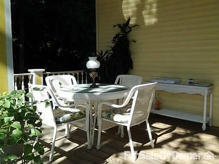 Front Porch
						:
						Left side