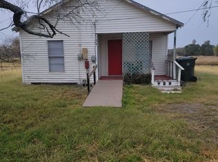 127 N Clarkwood Rd, Corpus Christi, TX 78409