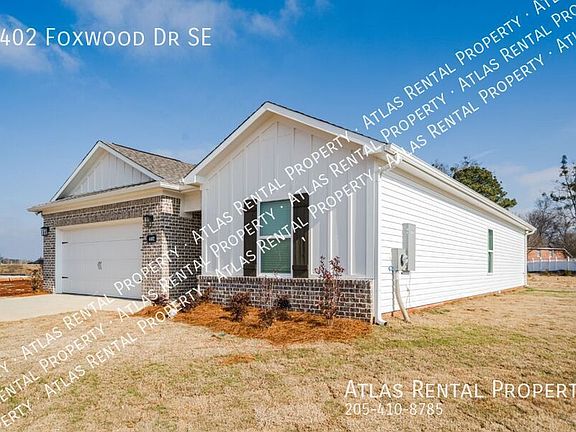 2nd image of 4402 Foxwood Dr