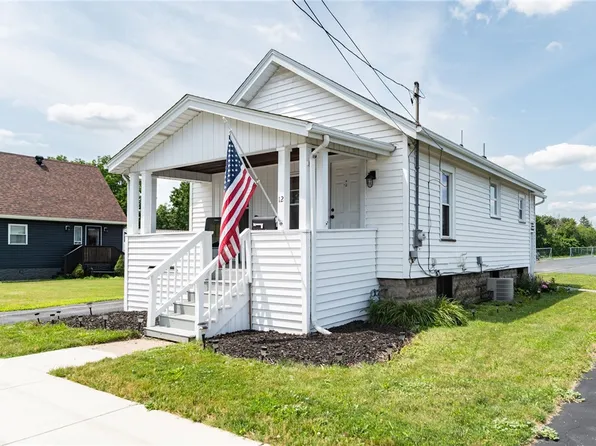 10 S Lyon St, Batavia, NY 14020