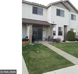 215 Stallion Ln — Photo 4