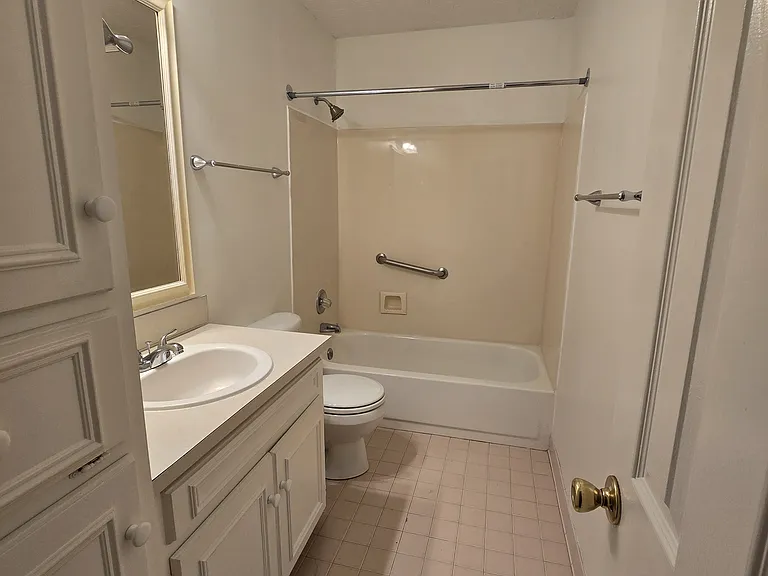 3944 Elm Ave — Photo 12