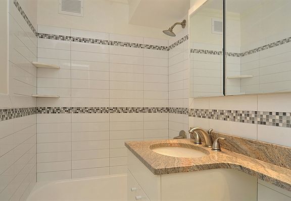 3rd image of 205 E 77th St APT 9-E
