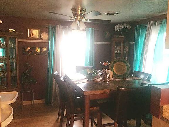 5th image of 217 Poplar Dr