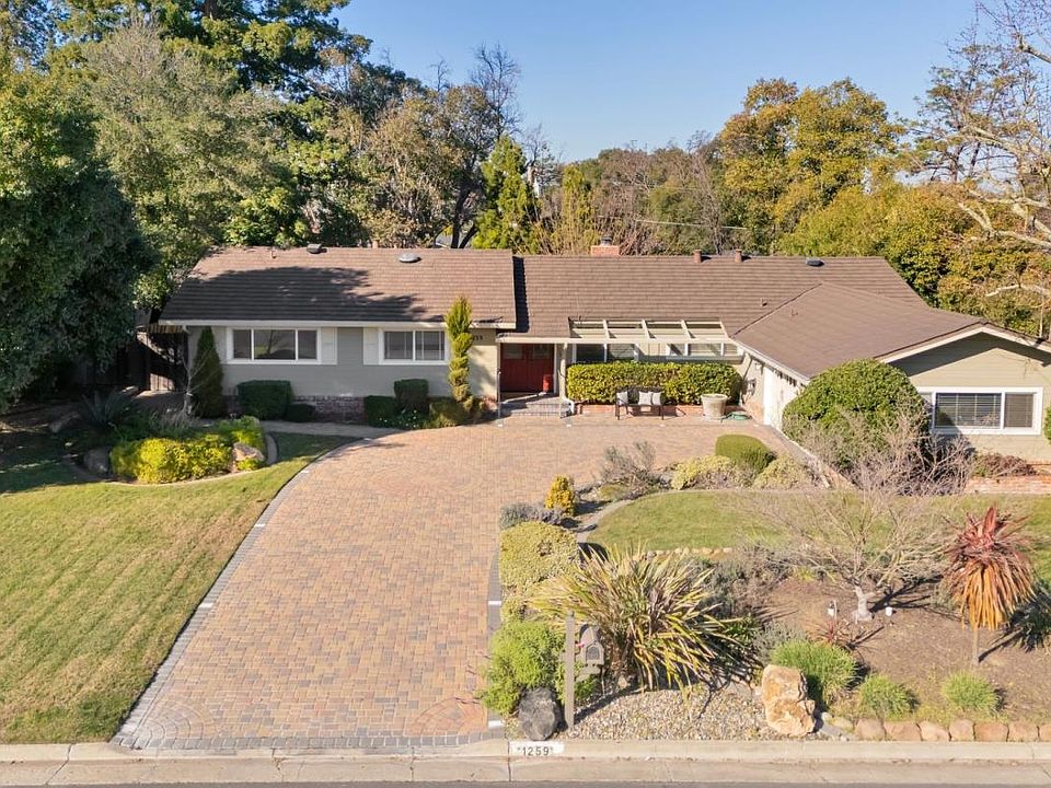 1st image of 1259 Hillcrest Dr