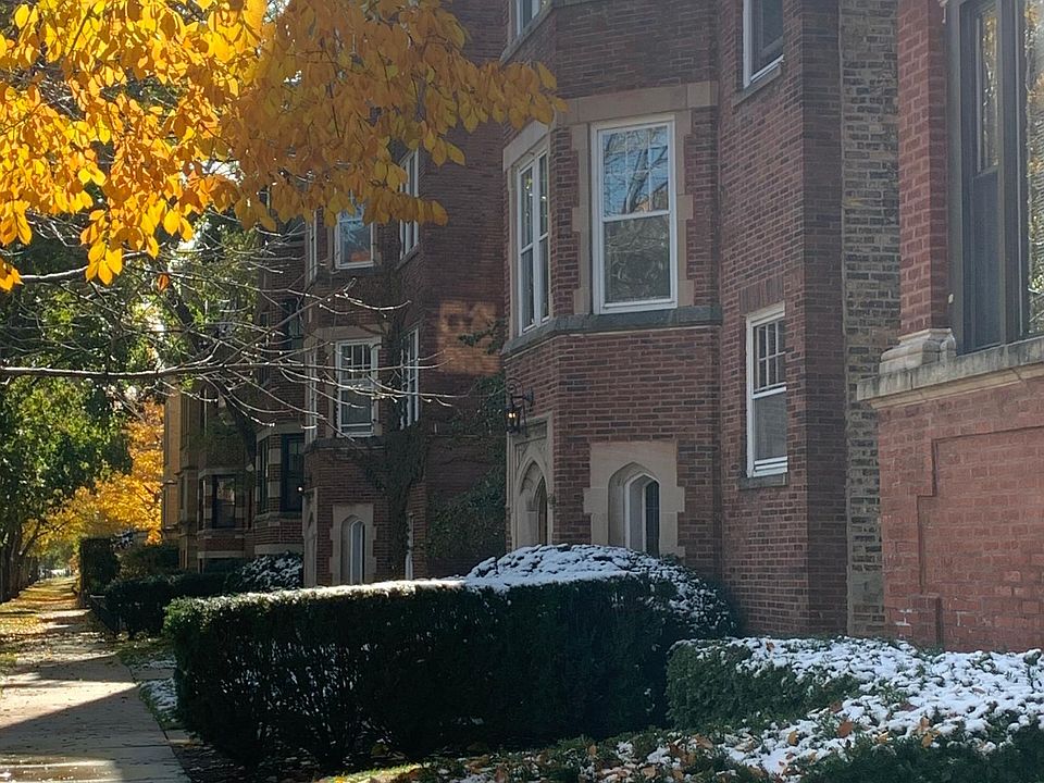 1st image of 740 Hinman Ave APT 1
