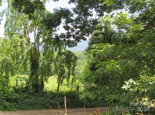 5 Longview Dr, Black Mountain, NC 28711