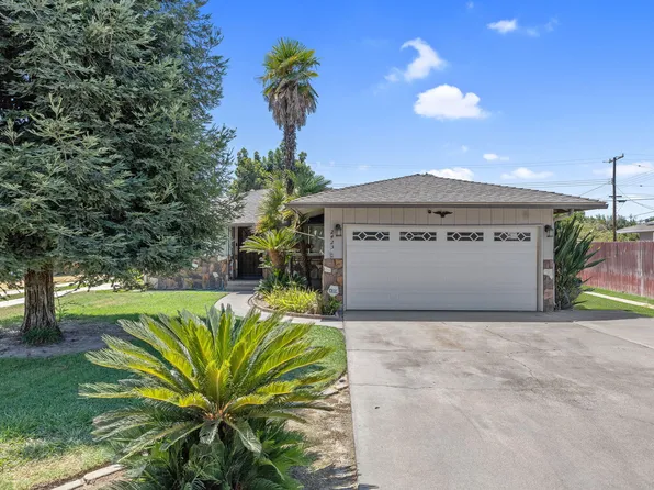 2423 S Locust Street, Visalia, CA 93277