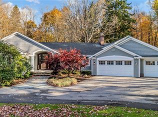 7436 Chagrin Rd, Chagrin Falls, OH 44023
