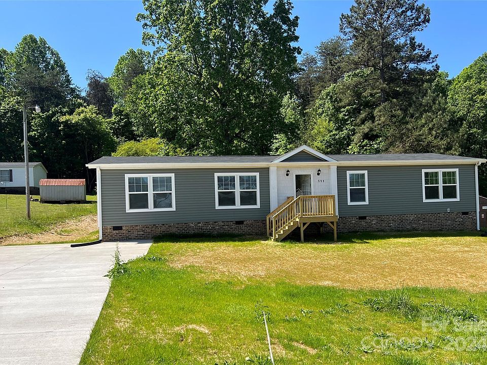 1st image of 111 Sweetwater Dr