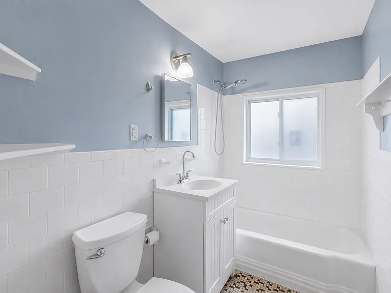 7 Glen Ave #11 — Photo 15