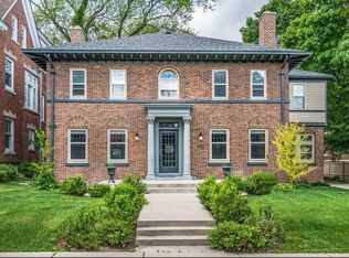 2910 E Kenwood Blvd, Milwaukee, WI 53211