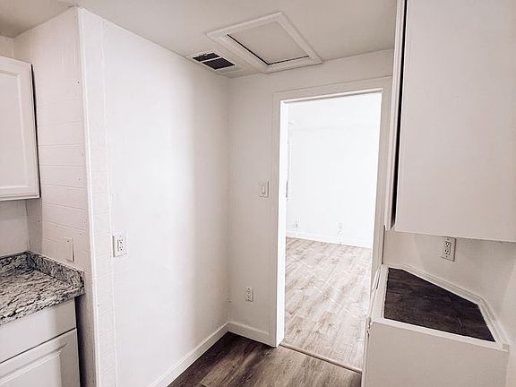5th image of 25-31 W 53rd St #27