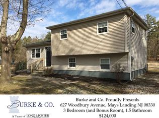 627 Woodbury Rd, Mays Landing, NJ 08330