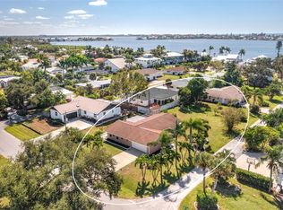 1618 Pocatello St, Sarasota, FL 34231