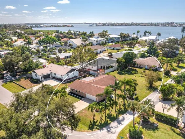 1618 Pocatello St, Sarasota, FL 34231