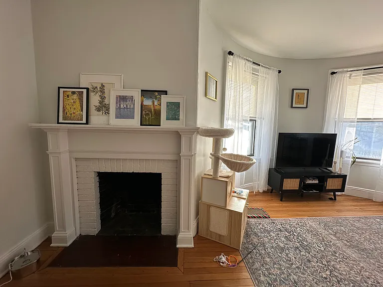 1462 Commonwealth Ave #2R — Photo 3