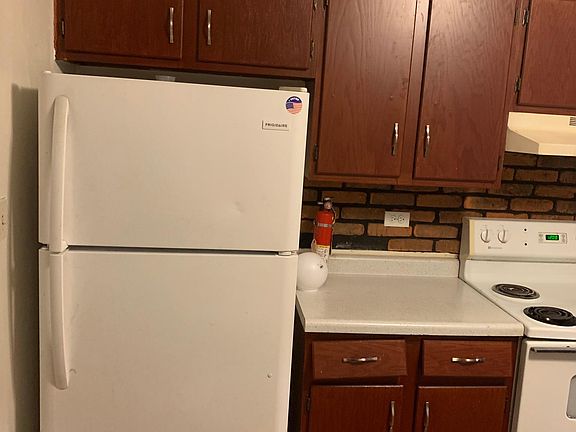 4th image of 280 Canterbury Ln