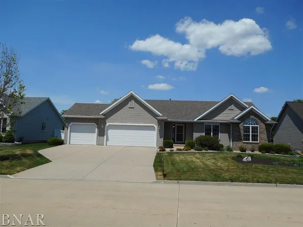 314 Prairieview Dr, Hudson, IL 61748