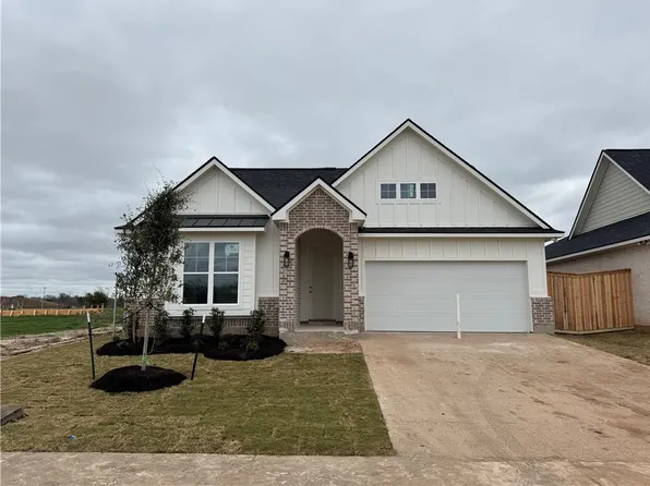 4705 Coral River Rd, College Station, TX 77845