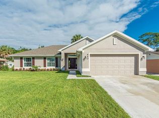 660 Vocelle Ave, Sebastian, FL 32958