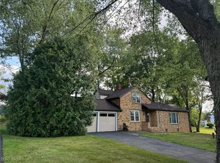 2756 Winchell Rd, Aurora, OH 44202