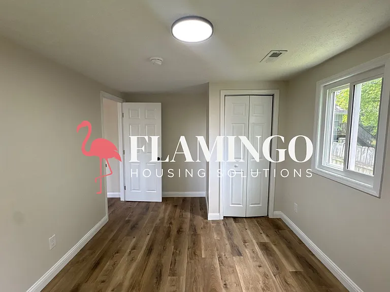 408 S Patterson St — Photo 5