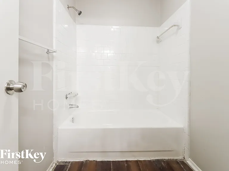 13323 Oak Ledge Dr — Photo 13